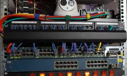 Featured image of post Homelab 里剪不断理还乱的莫过于网线